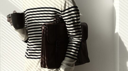 Come vivere una vita minimalista: guida completa per semplificare la tua esistenza