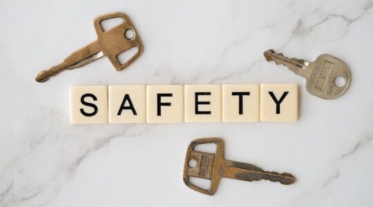 Come proteggere i dati personali online: Guida completa alla sicurezza digitale